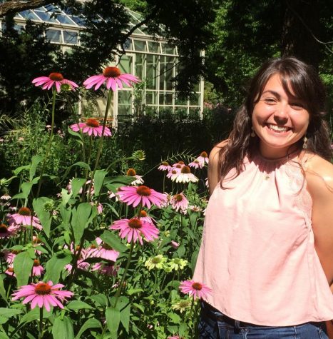 Jaime Ernst, Arts & Entertainment Section Editor