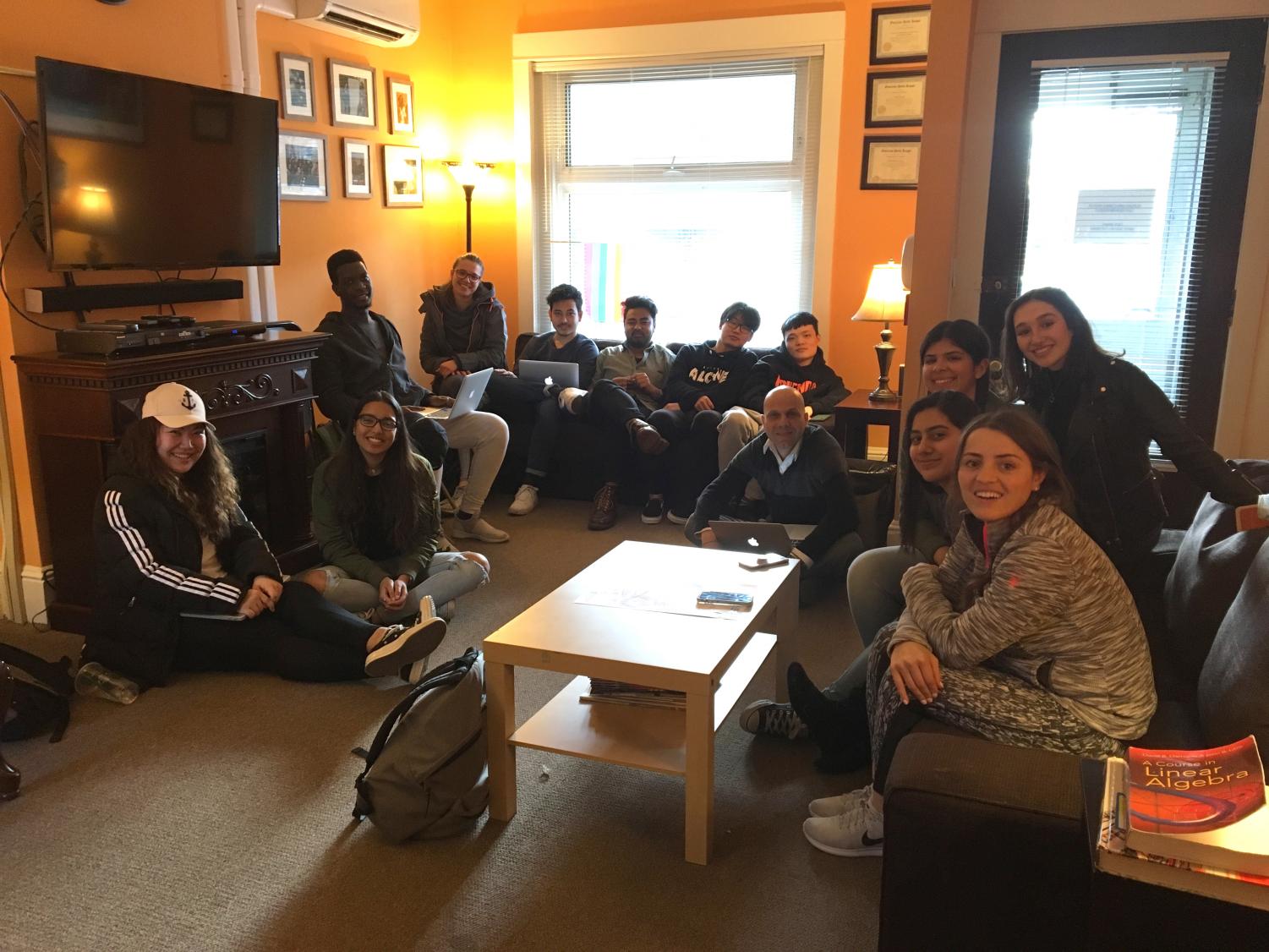 International Club gathers in the Diversity House on April 5 to organize end of the year festivities. From left Lina Fu, Prishaani Govender, Jackson Mlimuka, Andjela Todorovic, Nischal Piya, Joshua Pradhan, Mars, Minghao Tan, Boris Kirov, Stephanie Grande-Brito, Astrid Buquen, Sara Rojas, and Aziza Hamidi.