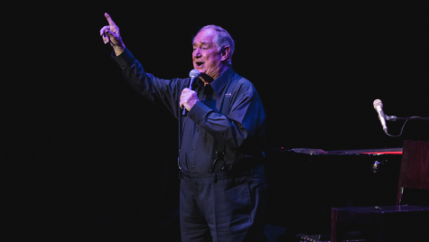 Ten Questions for Singer-Songwriter Neil Sedaka