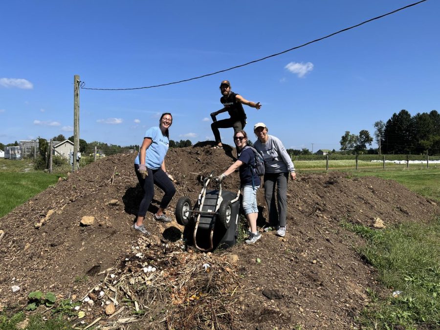 Two+dozen+students+and+faculty+traveled+a+few+miles+north+of+campus+to+the+Monocacy+Farm+Project.%0A%0AThe+non-profit+organization%2C+which+is+owned+and+managed+by+the+School+Sisters+of+St.+Francis%2C+supplies+low-income+families%2C+local+shelters%2C+and+food+pantries+with+organic+produce+it+grows+on+a+53-acre+spread+that+borders+the+Monocacy+Creek.%0A%0AUnder+a+bright+sky%2C+Moravian+students+and+faculty+weeded+plant+beds%2C+picked+produce%2C+and+hauled+compost+--+under+the+direction+of+farmer+Eli+Stogsdill%2C+who+educated+Moravians+volunteers+on+the+value+of+organic+farming+and+responsible+stewardship+in+their+own+community.Compost+happens+at+the+Monocacy+Farm+Project+--+with+a+lot+of+help+from+Moravian+volunteers.+