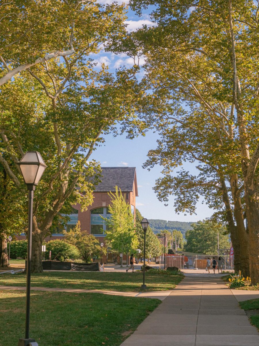 Praise of the Week: Professors and Moravian Community